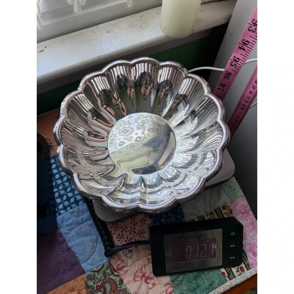 Reed & Barton Serving Bowl Holiday 175 Silver Plated Scalloped Rim 8